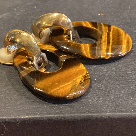 COPY - Kenneth J Lane Gold Tone Clip Earrings. - Picture 3 of 4